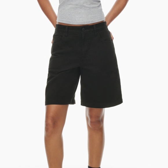 Aritzia Black Women's Bermuda Shorts - Picture 1 of 11